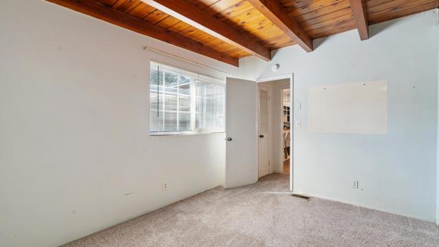 Detail Gallery Image 19 of 38 For 9318 Campo Rd, Spring Valley,  CA 91977 - 3 Beds | 2 Baths