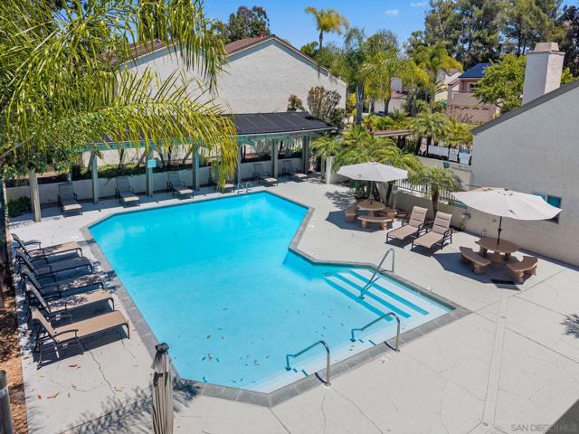 5751 Menorca Dr, San Diego CA: https://media.crmls.org/mediaz/30897614-b9d6-47cf-b0d9-1390988283ce.jpg