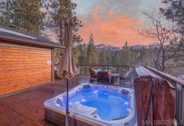 43734 Yosemite Drive, Big Bear CA: https://media.crmls.org/mediaz/308d89c1-d992-4702-84a7-6dd9e2f8c240.jpg