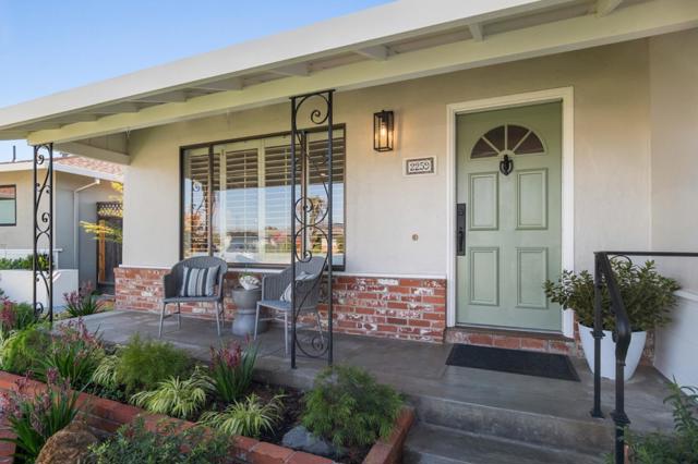 2259 Springfield Way, San Mateo CA: https://media.crmls.org/mediaz/308e56ee-d835-44ee-83a0-3d7bcea796fa.jpg