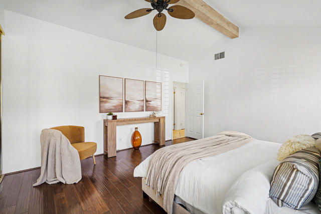 239 Santa Barbara Circle, Palm Desert, CA 92260