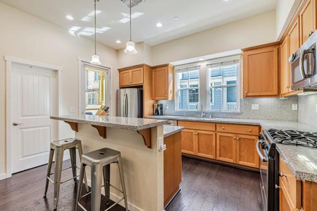 361 W Evelyn Avenue, Mountain View CA: https://media.crmls.org/mediaz/308e8c5d-2248-48a5-9d8d-941622a885df.jpg