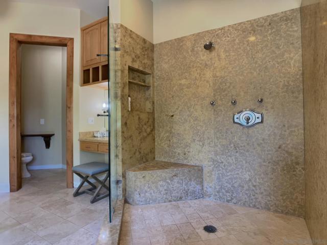 1445 Terracita Ln, Alpine CA: https://media.crmls.org/mediaz/308f2949-5883-43d7-8b23-39b7bd2080a1.jpg