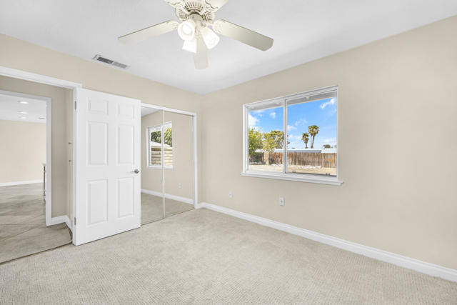 42720 Kansas Street, Palm Desert CA: https://media.crmls.org/mediaz/30901d47-a0a4-496d-973f-a62ce713fb63.jpg