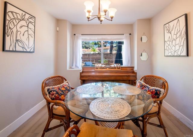 40112 Adian Court, Temecula CA: https://media.crmls.org/mediaz/3090601b-41e4-48f6-a890-5651a0a3259f.jpg