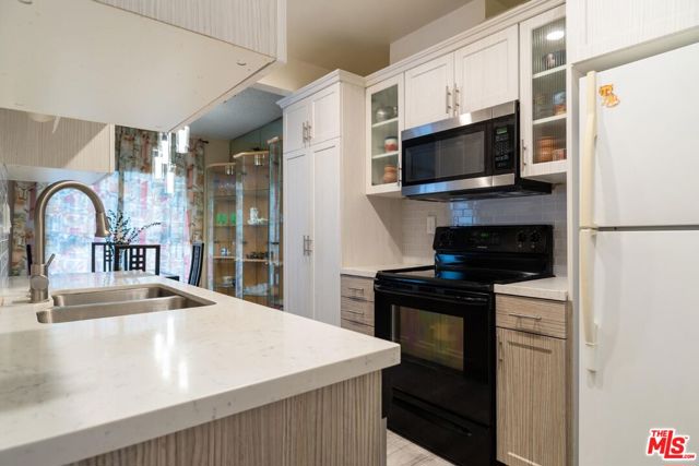 5845 Doverwood Drive, 210 photo 3