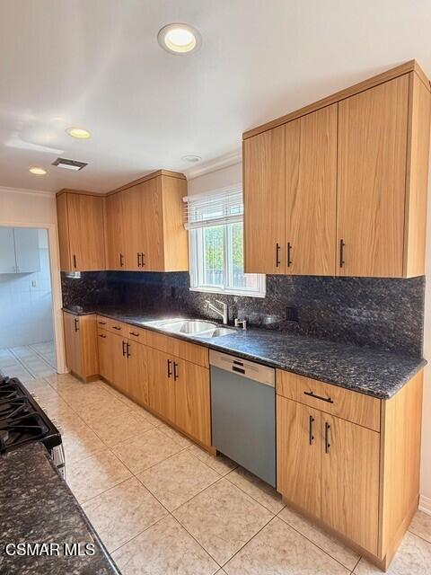 13628 Addison Street, Sherman Oaks CA: https://media.crmls.org/mediaz/30922c25-ed34-4e8f-8440-bcdcdb6183ae.jpg