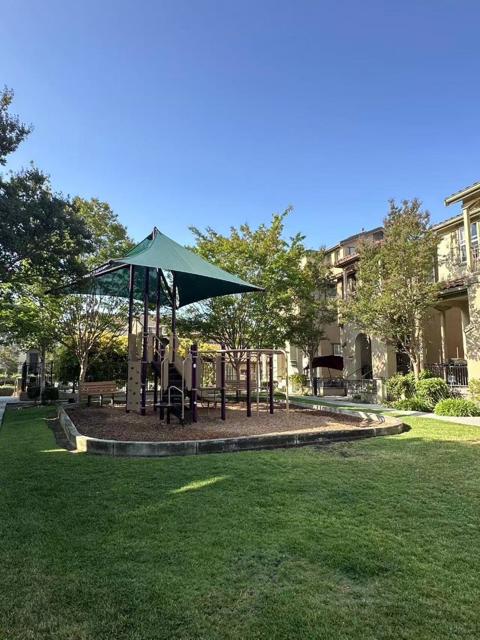878 Luz Del Sol Loop, Milpitas CA: https://media.crmls.org/mediaz/309232aa-e913-41f9-a560-a752c9964bde.jpg