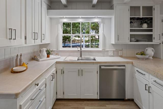 25905 Junipero Avenue, Carmel CA: https://media.crmls.org/mediaz/309290d3-56f4-476e-b4c5-0cdbe51f1996.jpg