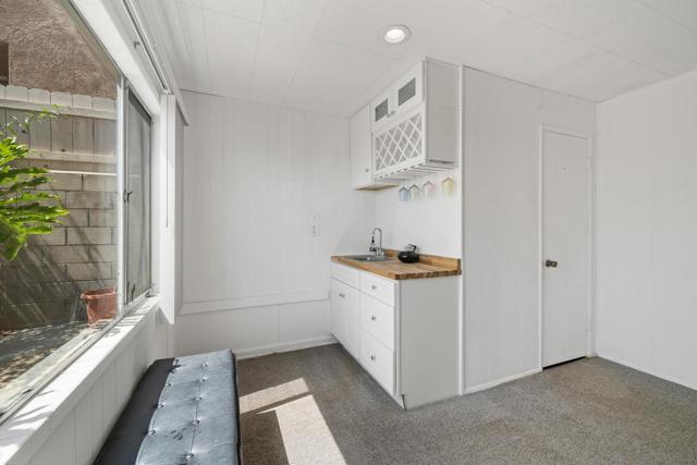 3640 Princeton Ave, San Diego CA: https://media.crmls.org/mediaz/30937f8f-7ec4-4fe6-a36a-a9a0930e2f82.jpg