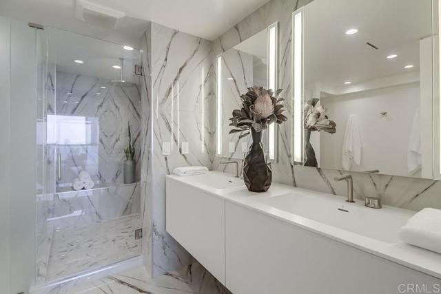 Image 6 of 20 For 939 Coast Blvd  12b