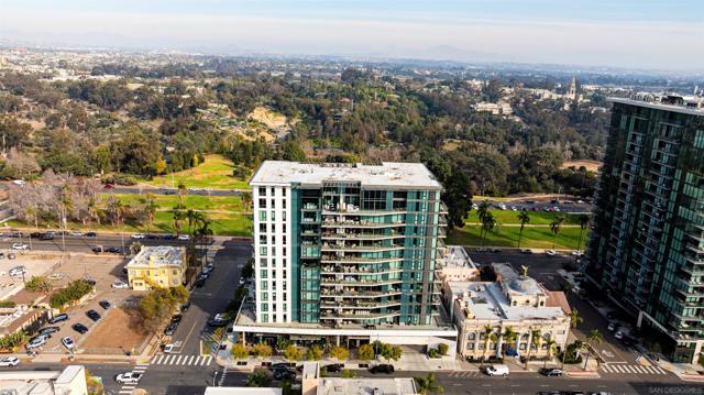 2855 5th Ave, San Diego, California 92103, 3 Bedrooms Bedrooms, ,3 BathroomsBathrooms,Condominium,For Sale,5th Ave,250019131SD