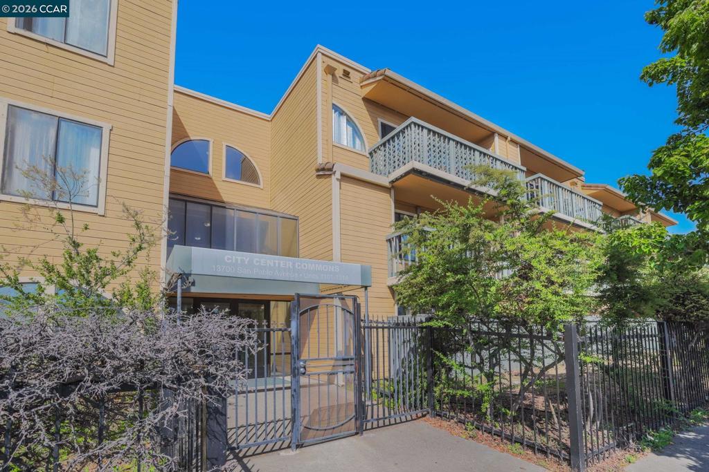 13700 San Pablo Ave #1201