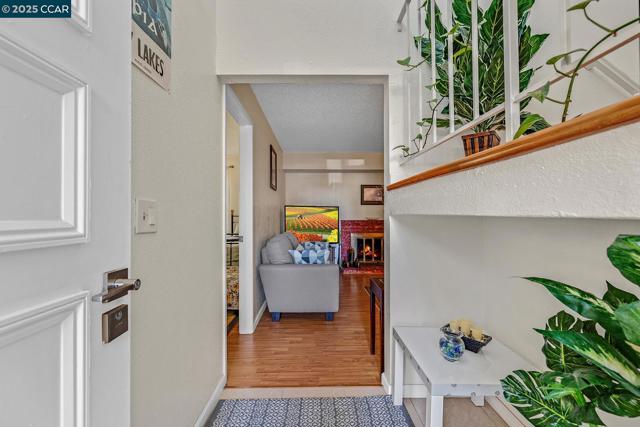 19 Haviland Ct., San Pablo CA: https://media.crmls.org/mediaz/309a0597-4a6e-4fc1-8670-6ddba2dbbc2a.jpg