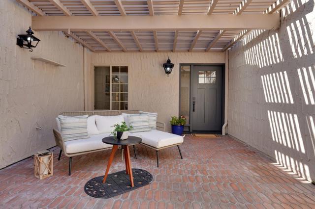 135 Calle Larga, Los Gatos CA: https://media.crmls.org/mediaz/309a6caf-6d5e-471d-8f06-af4d73346da1.jpg