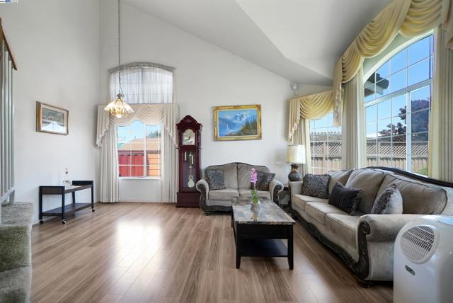 Image 2 of 35 For 18606 Galton Ln
