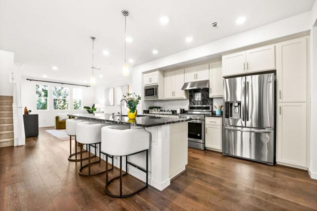 111 Orbit Way, Mountain View CA: https://media.crmls.org/mediaz/309bc213-0374-4cd8-9218-32d4048dd248.jpg