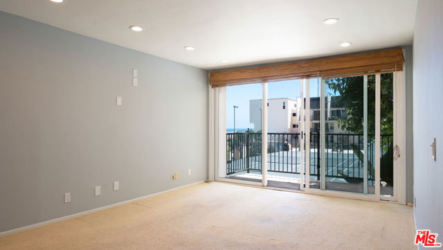 23901 Civic Center Way, Malibu CA: https://media.crmls.org/mediaz/309c3859-49fd-4abf-9693-7a0ff3f58f2c.jpg