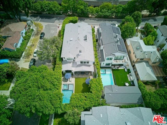 4105 Bellingham Avenue, Studio City CA: https://media.crmls.org/mediaz/309c448d-4a27-4e4a-a717-9d215611d669.jpg