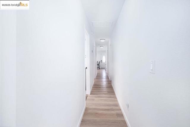 4585 Summer St, Olivehurst CA: https://media.crmls.org/mediaz/309c9889-af82-471a-8c08-d5781d54c168.jpg