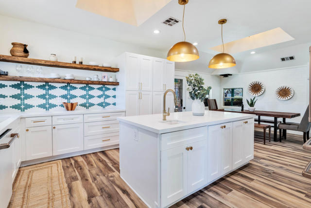 Image 12 of 83 For 59800 Onaga Trail