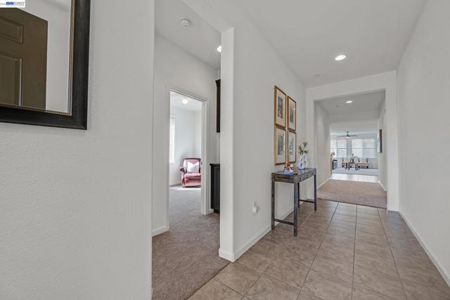 Image 3 of 34 For 8219 Brookhaven Cir