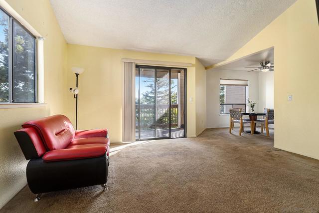 2933 Winding Ln, Antioch CA: https://media.crmls.org/mediaz/309d6839-34d3-4c28-b134-fe25a5814c60.jpg