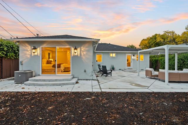 631 Wilson Court, Santa Clara CA: https://media.crmls.org/mediaz/309ee2ce-ef0f-4704-bdc6-04c9dd92291f.jpg