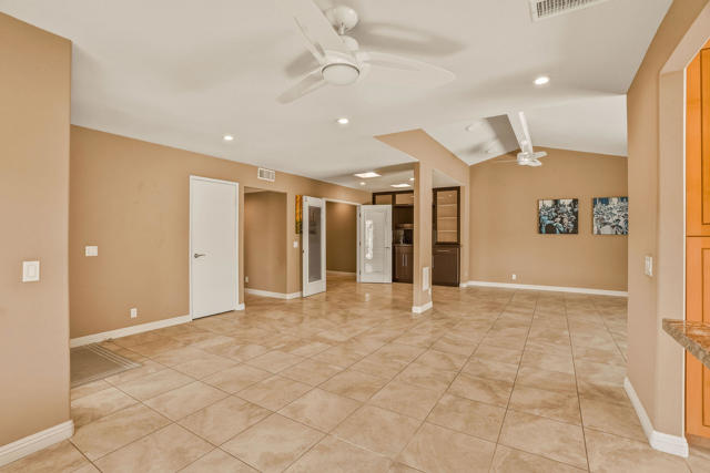 Image 5 of 45 For 72806 Fleetwood Circle