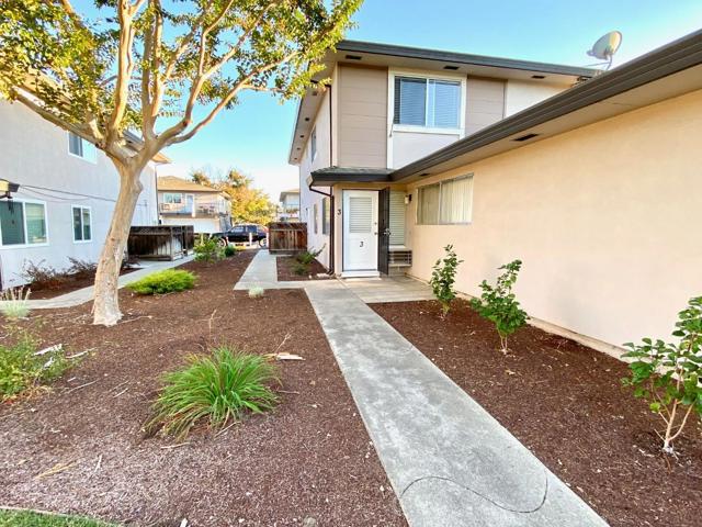 1322 Shawn Drive, San Jose CA: https://media.crmls.org/mediaz/30a04aa6-0737-4c74-b6a3-ba1d543d89a3.jpg