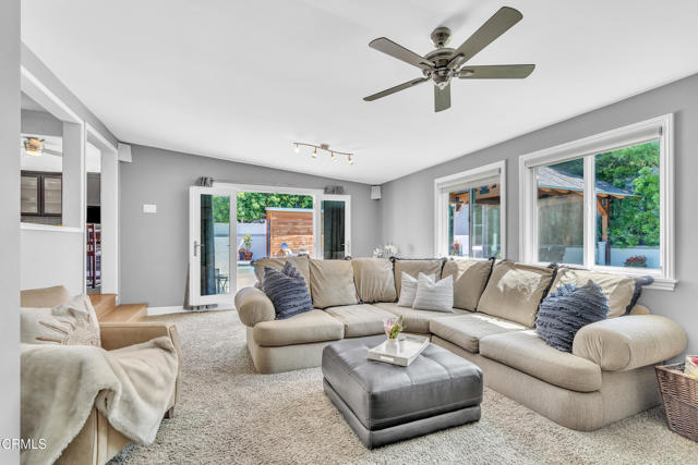 208 Fowler Drive, Monrovia CA: https://media.crmls.org/mediaz/30a0dfc5-2f3e-42ff-b642-87241f82d6ae.jpg