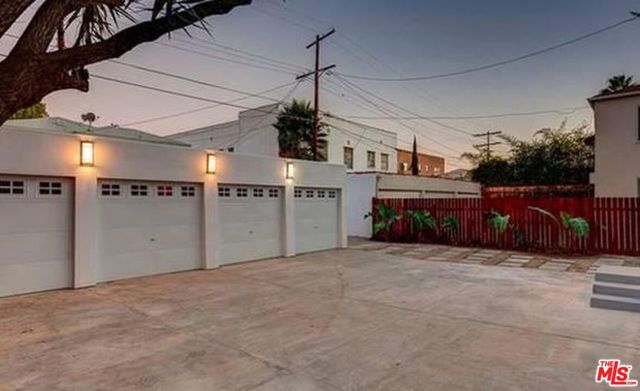 Image 2 for 612 N Genesee Ave, Los Angeles, CA 90036