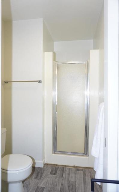 1401 Woodberry Avenue, San Mateo CA: https://media.crmls.org/mediaz/30a24625-73dd-4a91-9da3-ef5440d120ed.jpg