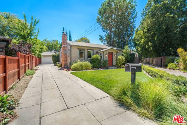12432 Hesby Street photo 2