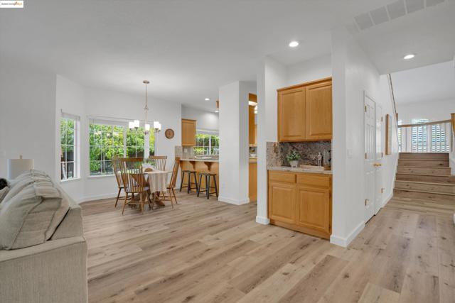 805 Devonshire Loop, Brentwood CA: https://media.crmls.org/mediaz/30a2688e-6575-404b-be76-d811bce06f4c.jpg