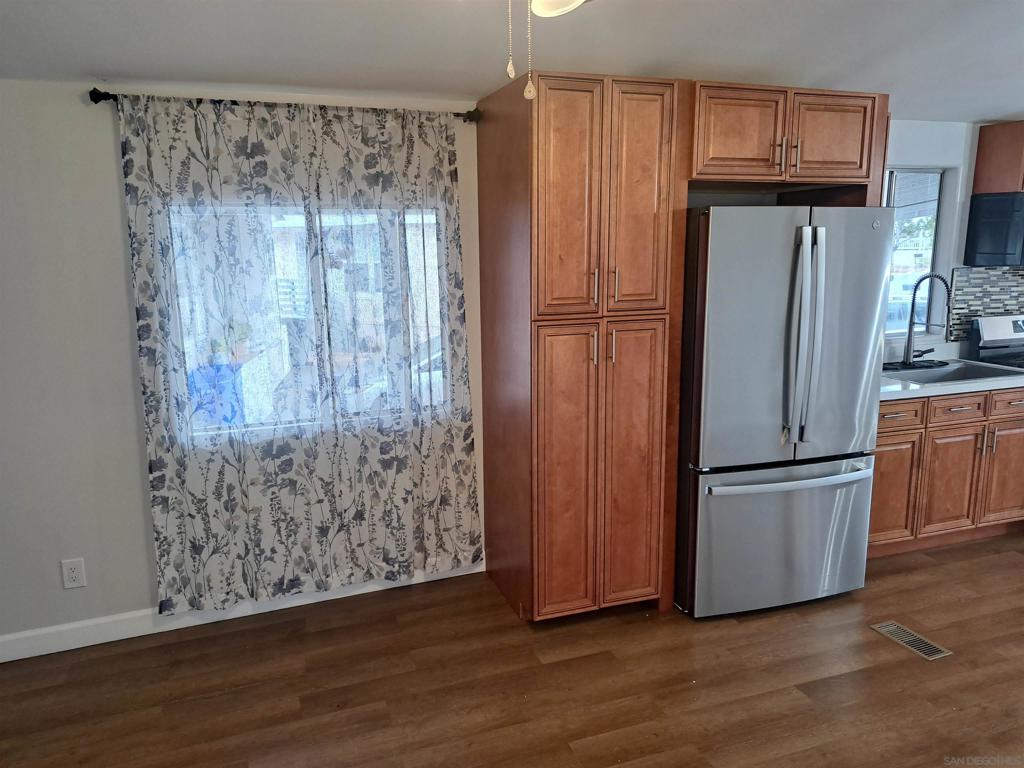 MLS #250039290SD image #16