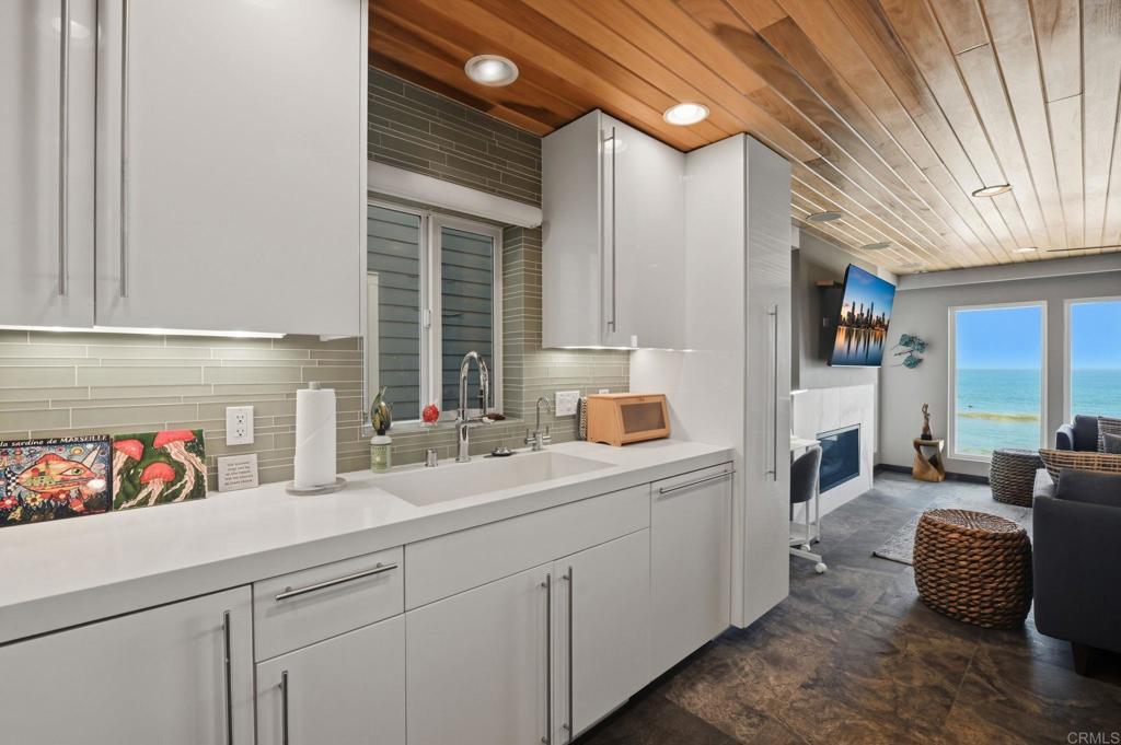 1129 Pacific Street - photo 10