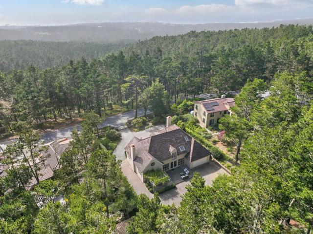 4071 Los Altos Drive, Pebble Beach CA: https://media.crmls.org/mediaz/30a442af-4f70-47a4-a2cd-a27395f1411b.jpg