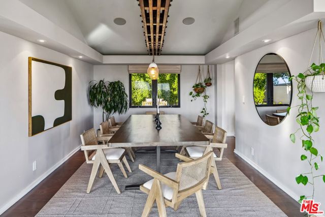 7840 Torreyson Drive, Los Angeles CA: https://media.crmls.org/mediaz/30a4f4a8-a375-4ba4-b2e5-cefe35f9acd2.jpg