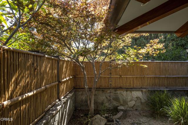 921 Chapea Road, Pasadena CA: https://media.crmls.org/mediaz/30a568ff-8cf1-478f-968d-51ecbdd755b8.jpg