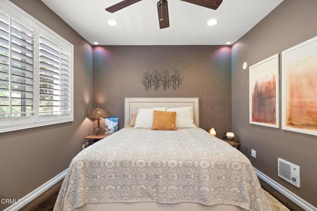 2623 Antonio Drive, Camarillo CA: https://media.crmls.org/mediaz/30a6033b-dec4-4666-bed4-c52ecdc5e2ce.jpg