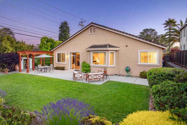 102 Spanish Bay Drive, Aptos CA: https://media.crmls.org/mediaz/30a69a6f-bb5d-4ae0-b8c9-2ac318ef0351.jpg
