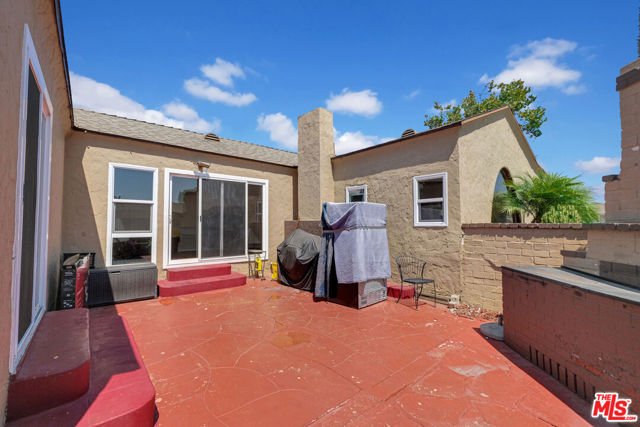 621 Burris Avenue, Compton, California 90221, 3 Bedrooms Bedrooms, ,2 BathroomsBathrooms,Single Family Residence,For Sale,Burris,24429689