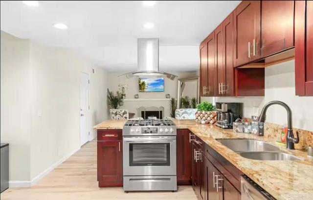 Detail Gallery Image 7 of 28 For 409 Pesca Ct, Spring Valley,  CA 91977 - 3 Beds | 2 Baths