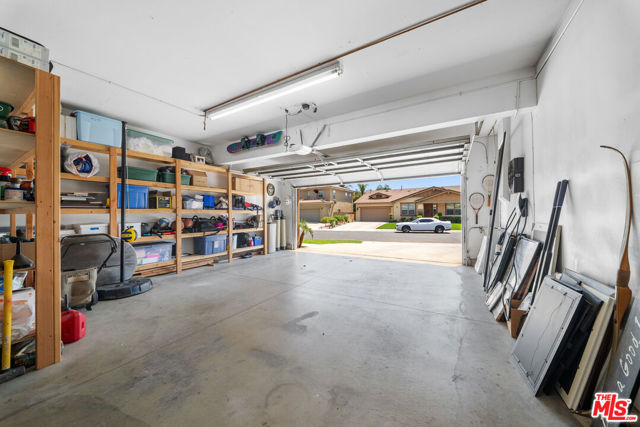 11501 Trailrun Court, Riverside CA: https://media.crmls.org/mediaz/30a7ab23-4e51-4297-a6c0-1cd88f217bc1.jpg