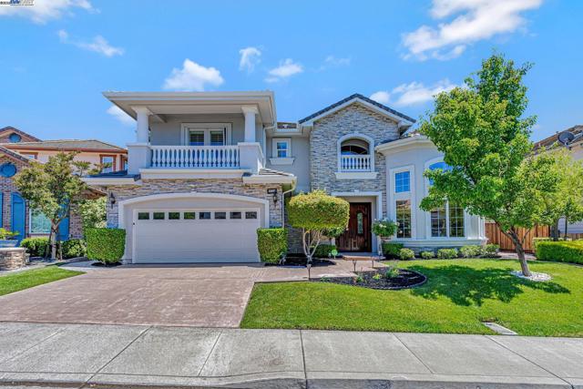 2734 E Sugar Hill Ter, Dublin CA: https://media.crmls.org/mediaz/30a84092-d274-45fc-9aa4-7b8c5ea8b6e6.jpg
