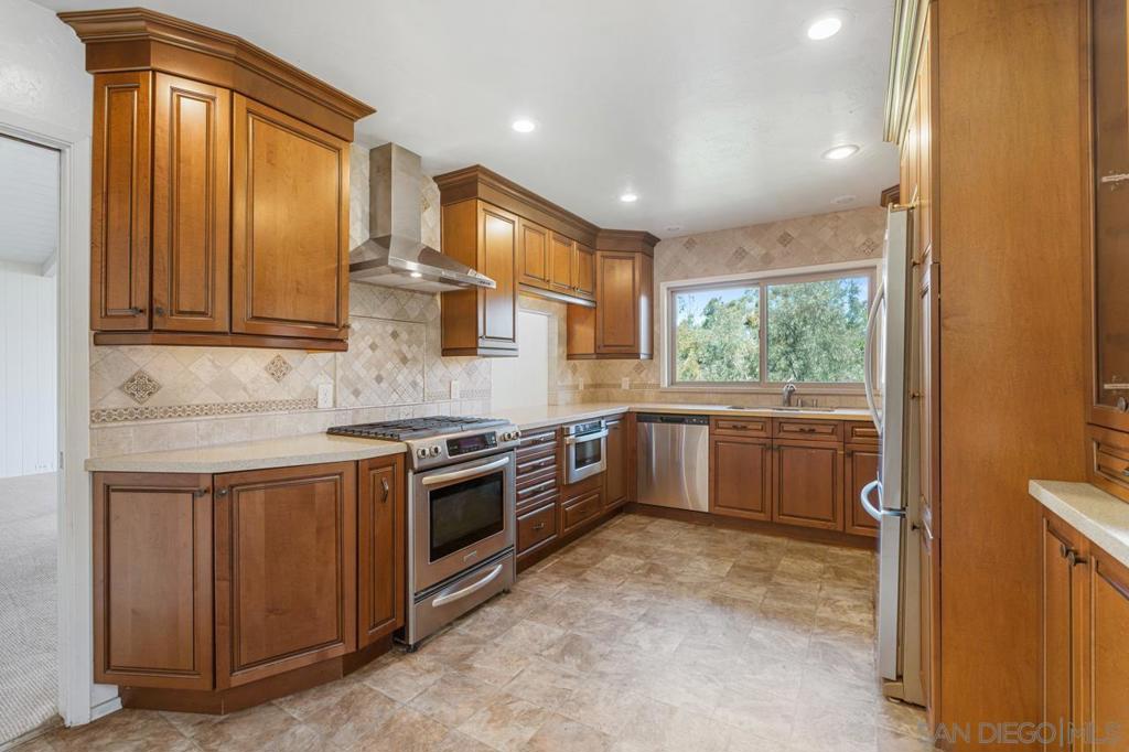 1250 Myrtle Ave - photo 9