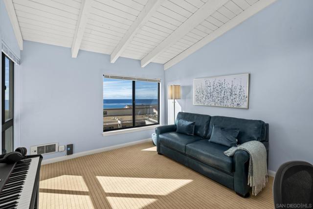 429 S Sierra Ave, Solana Beach CA: https://media.crmls.org/mediaz/30a9189a-ac00-4d95-bd6e-c8b854348f3e.jpg