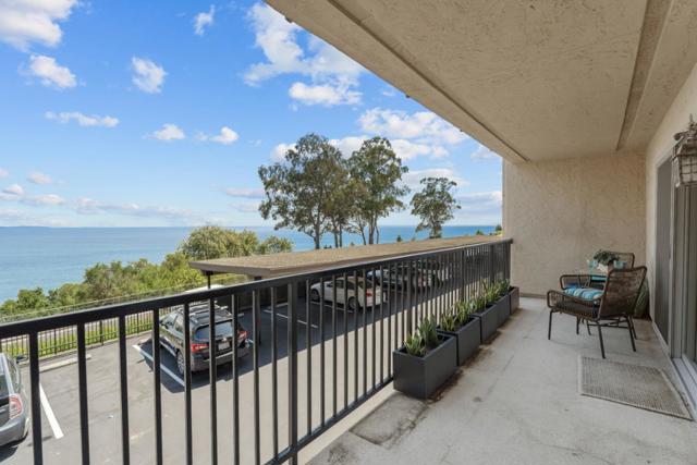 870 Park Avenue, Capitola CA: https://media.crmls.org/mediaz/30ab96ed-2cd5-459f-8a6d-687bebf71c66.jpg