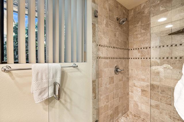 Image 47 of 60 For 6 Stanford Drive